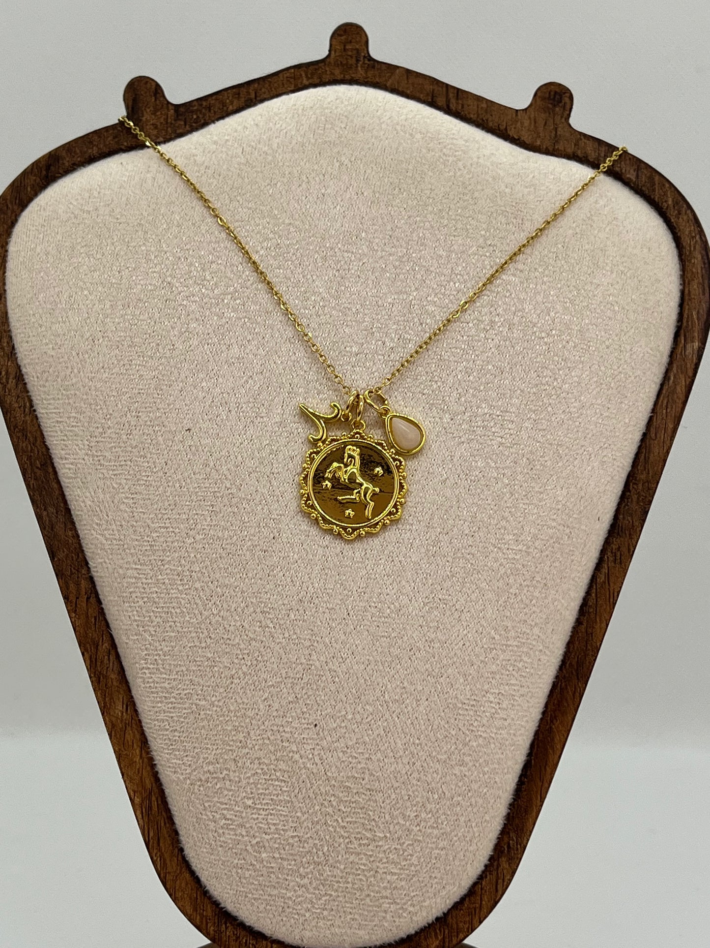 Collier Astrologique Doré