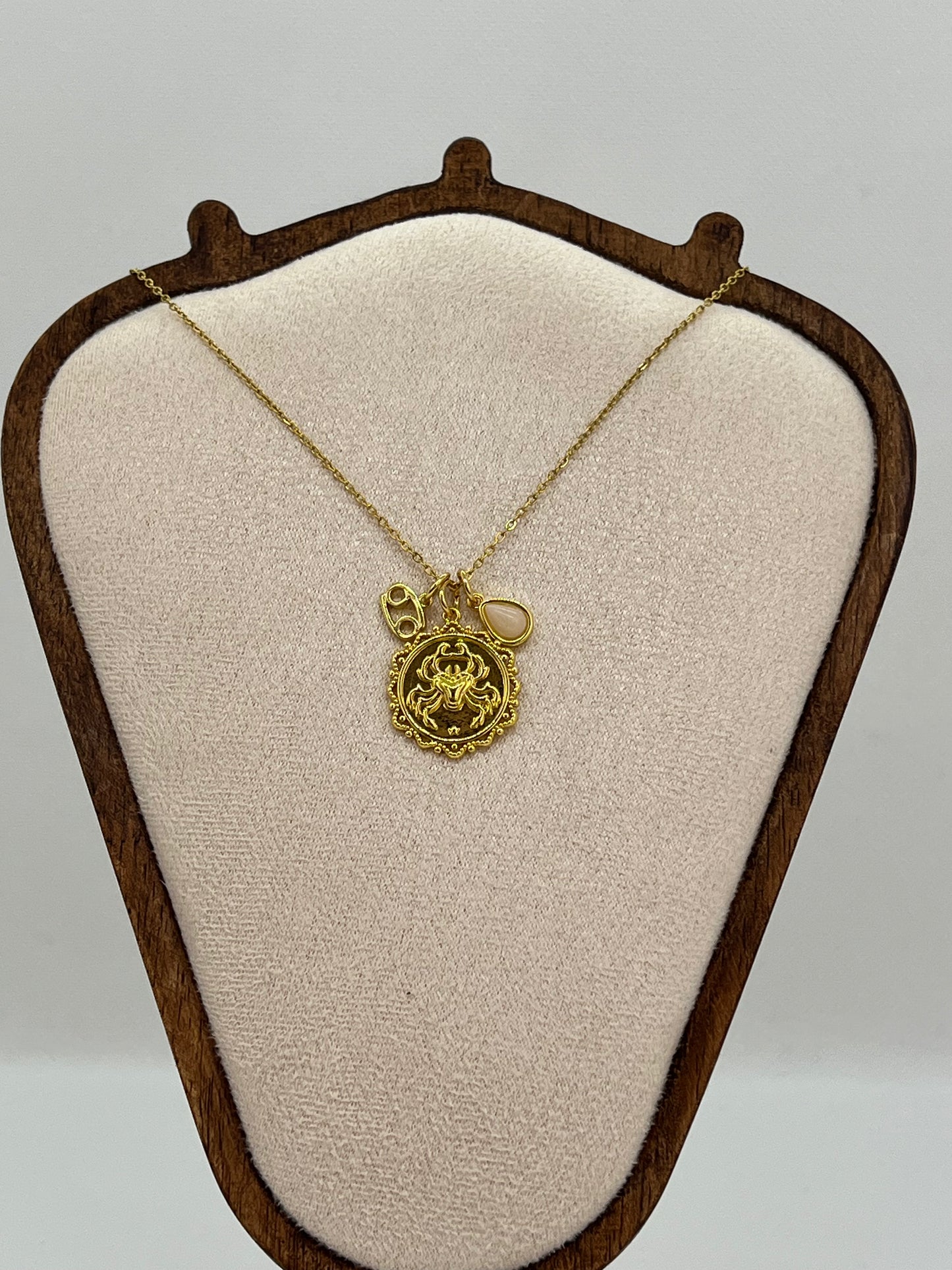Collier Astrologique Doré