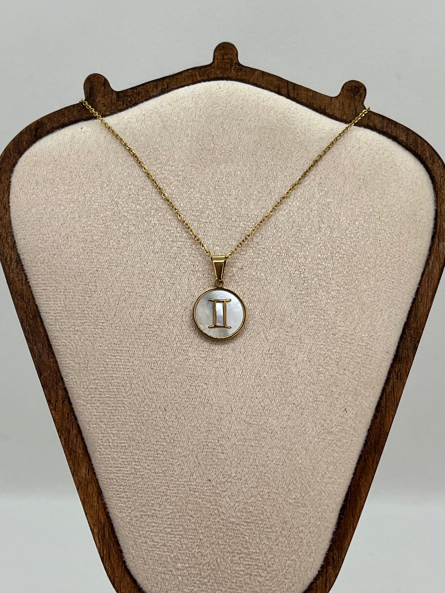 Collier Signe Astrologique Minimaliste