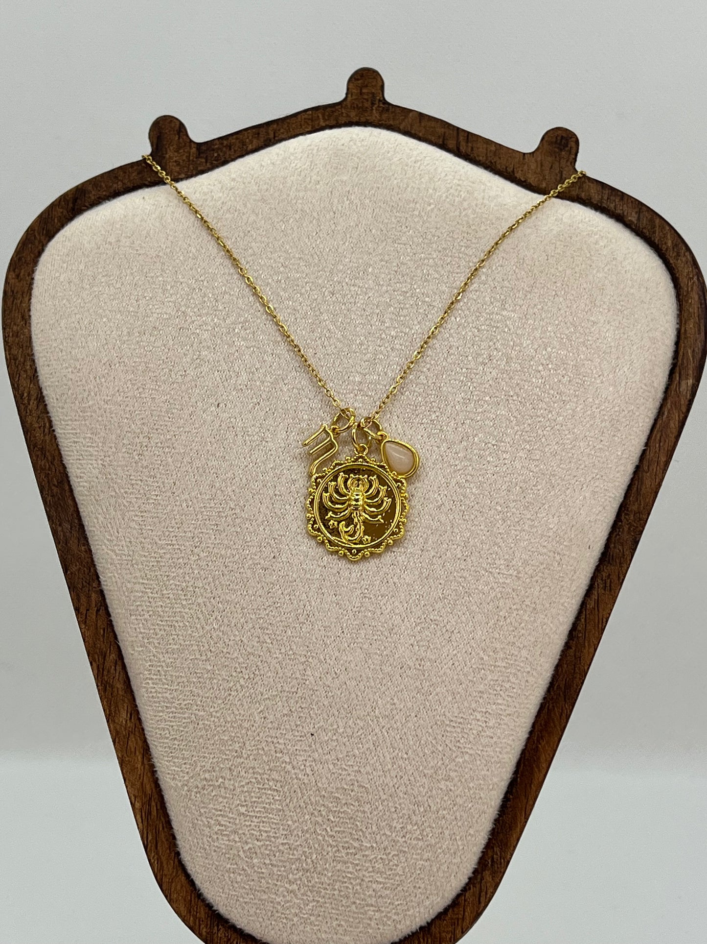 Collier Astrologique Doré