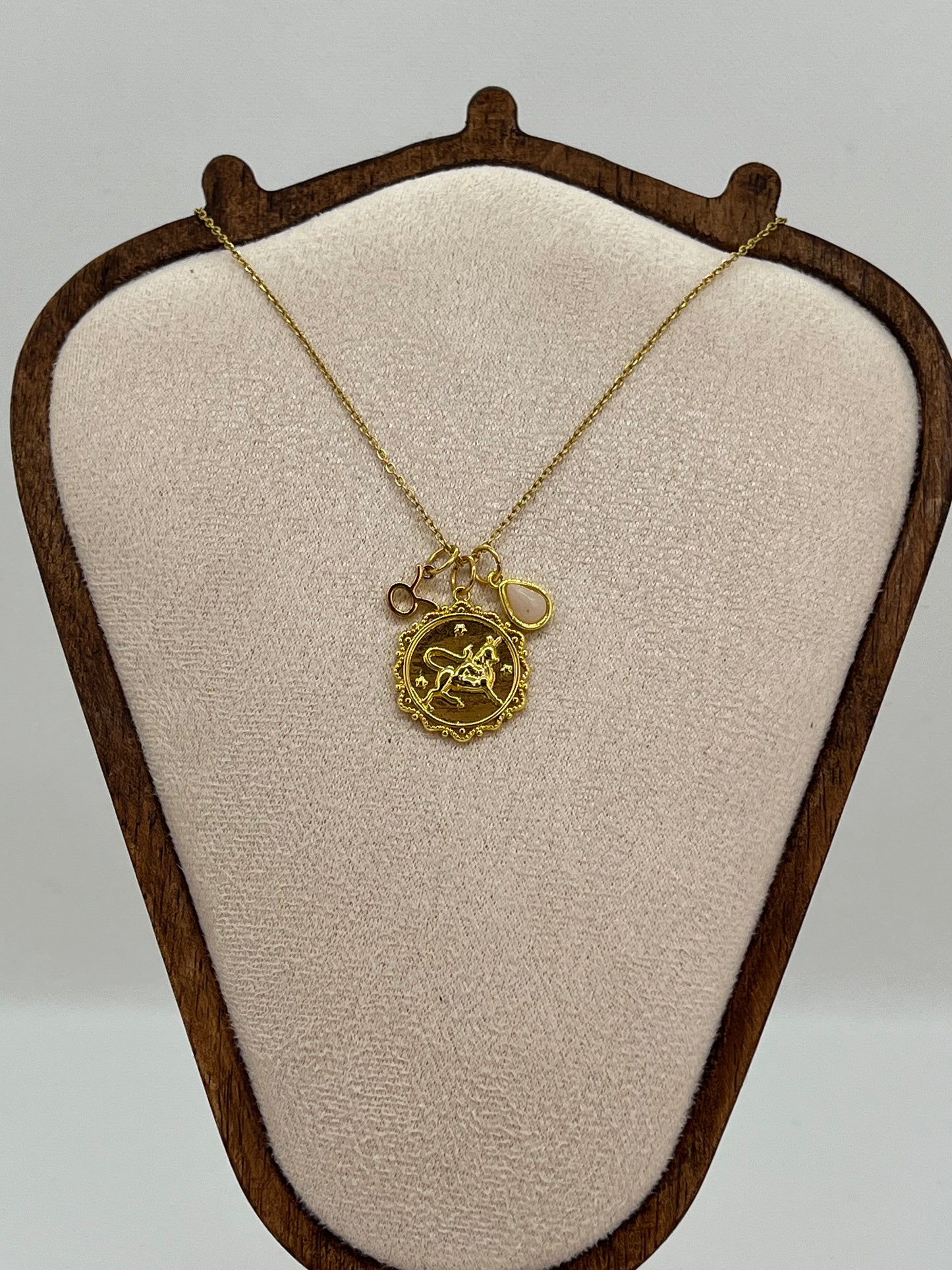 Collier Astrologique Doré