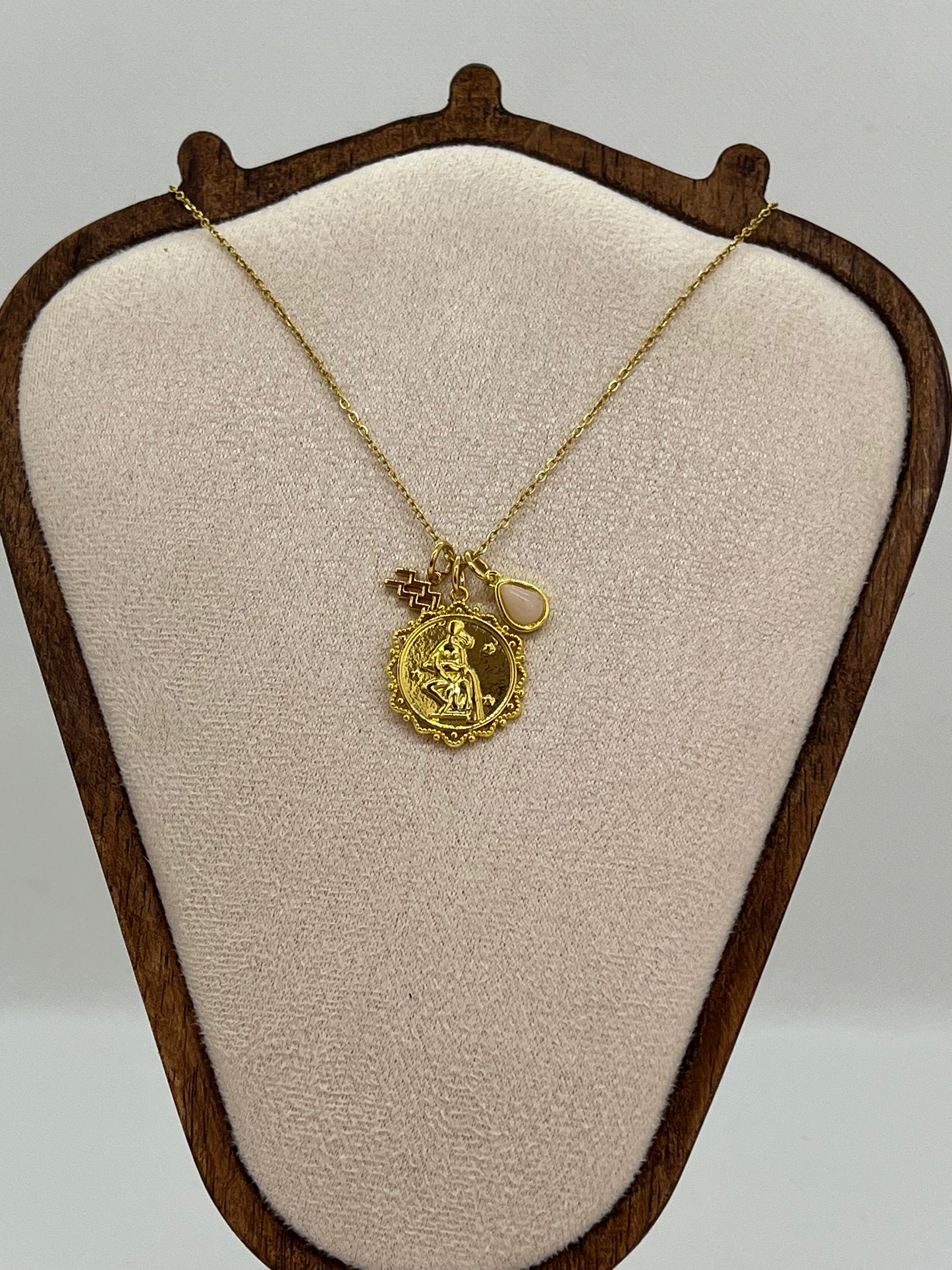 Collier Astrologique Doré