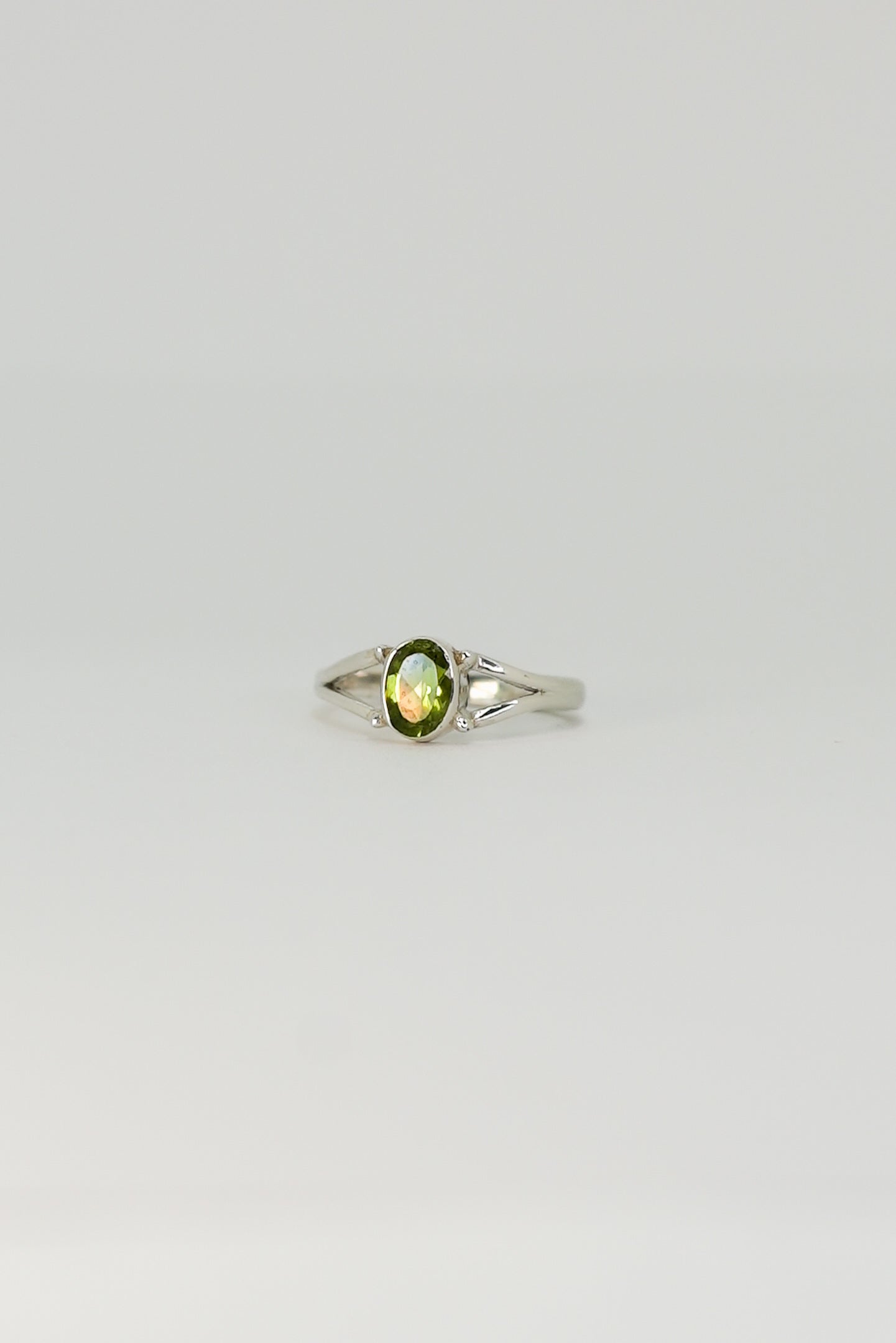 Bague Péridot en Argent 925 — Vitalité & Joie