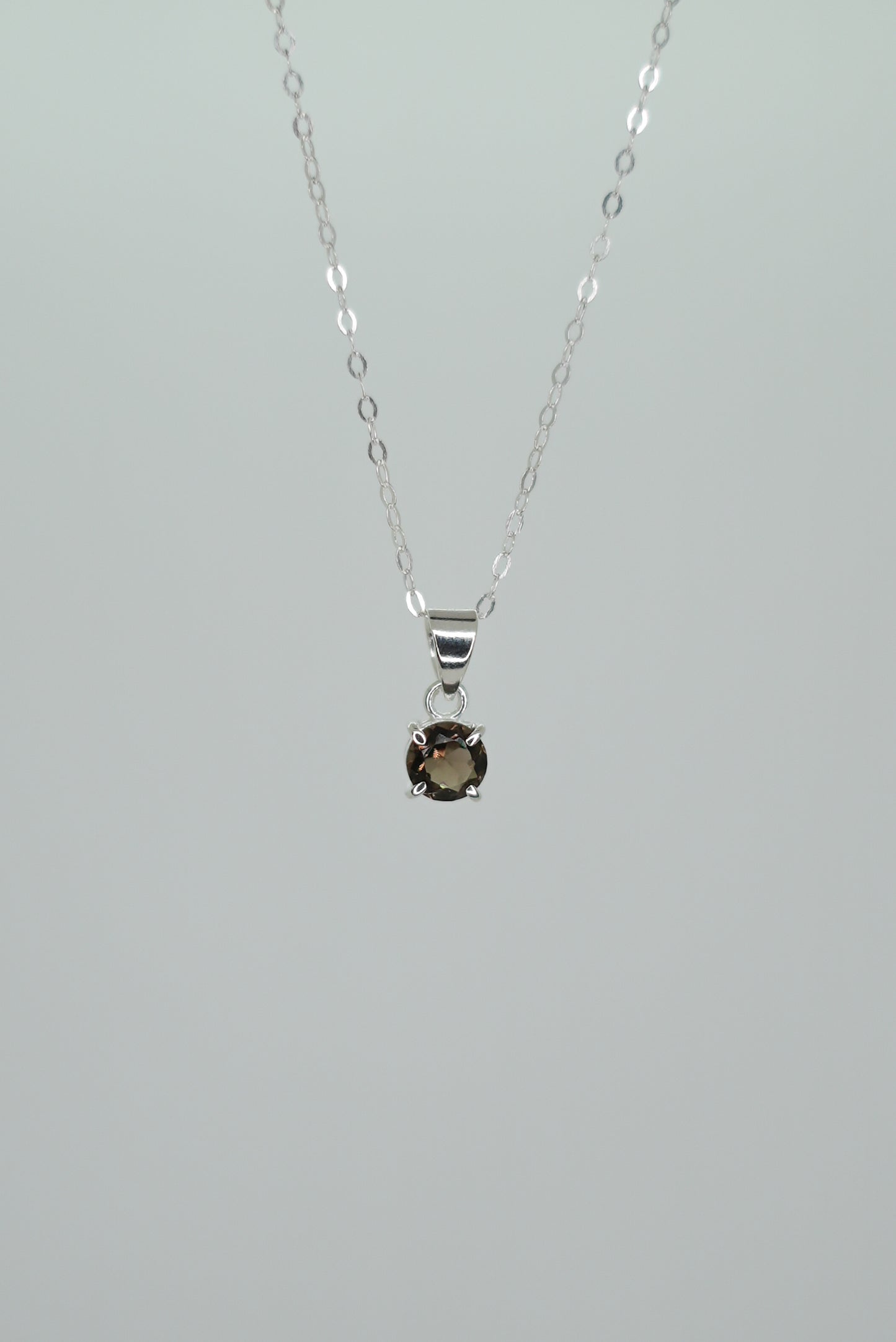 Collier Quartz Fumé en Argent 925 — Ancrage & Sérénité