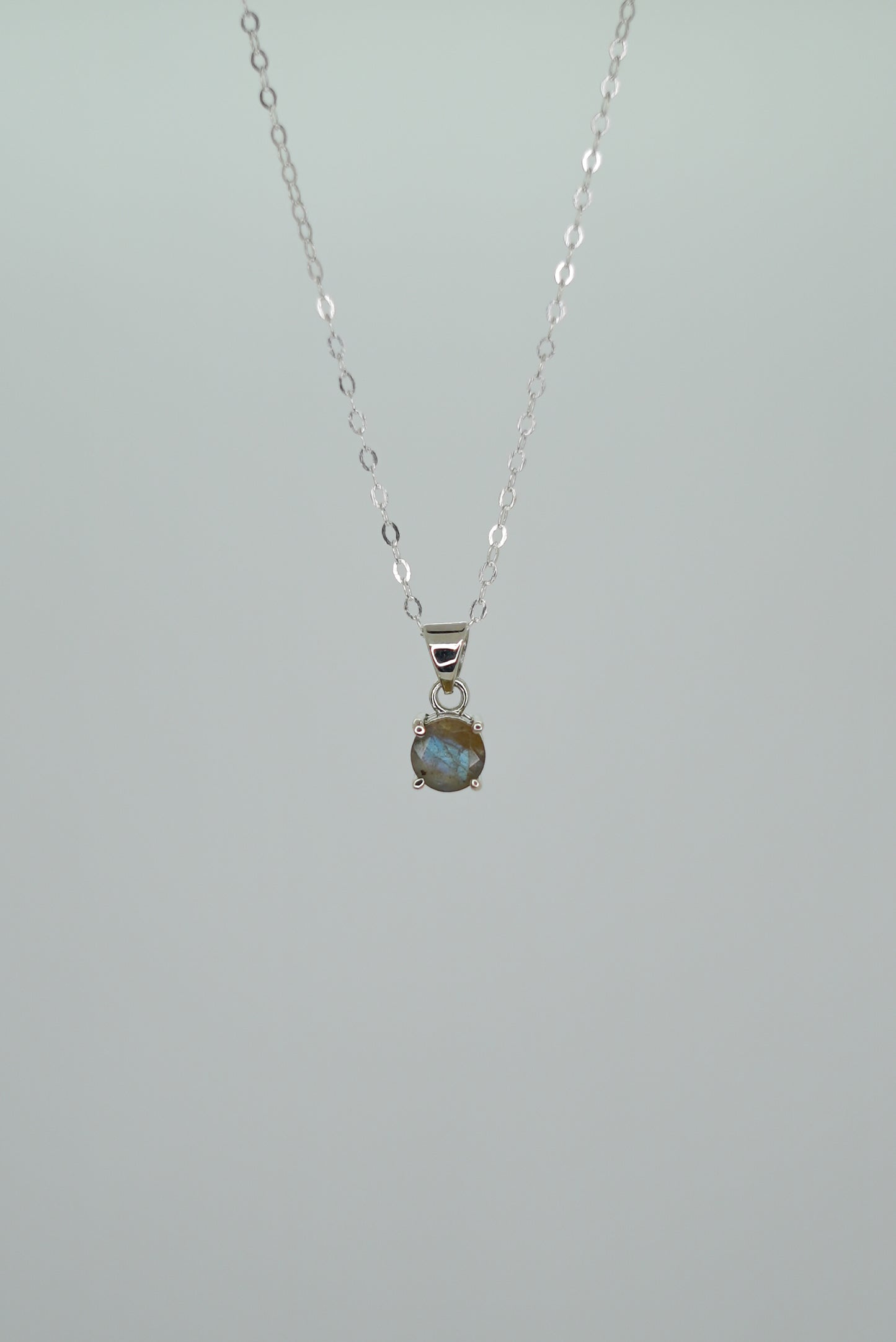 Collier Labradorite en Argent 925 — Protection & Intuition