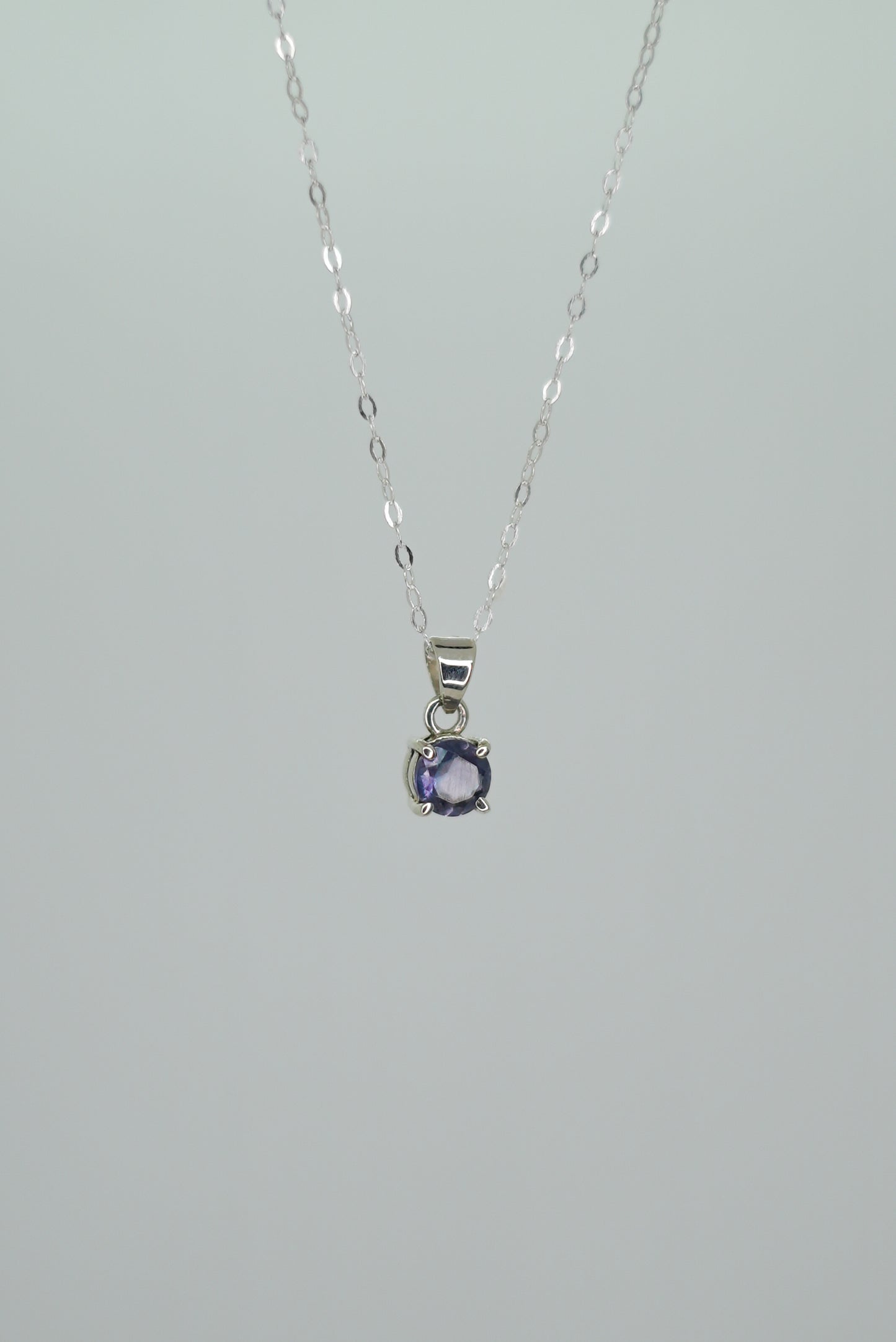 Collier Iolite en Argent 925 — Intuition & Clarté