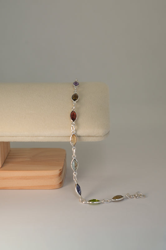 Bracelet Multicolore Pierres Naturelles Facettées en Argent 925 – Harmonie & Vitalité