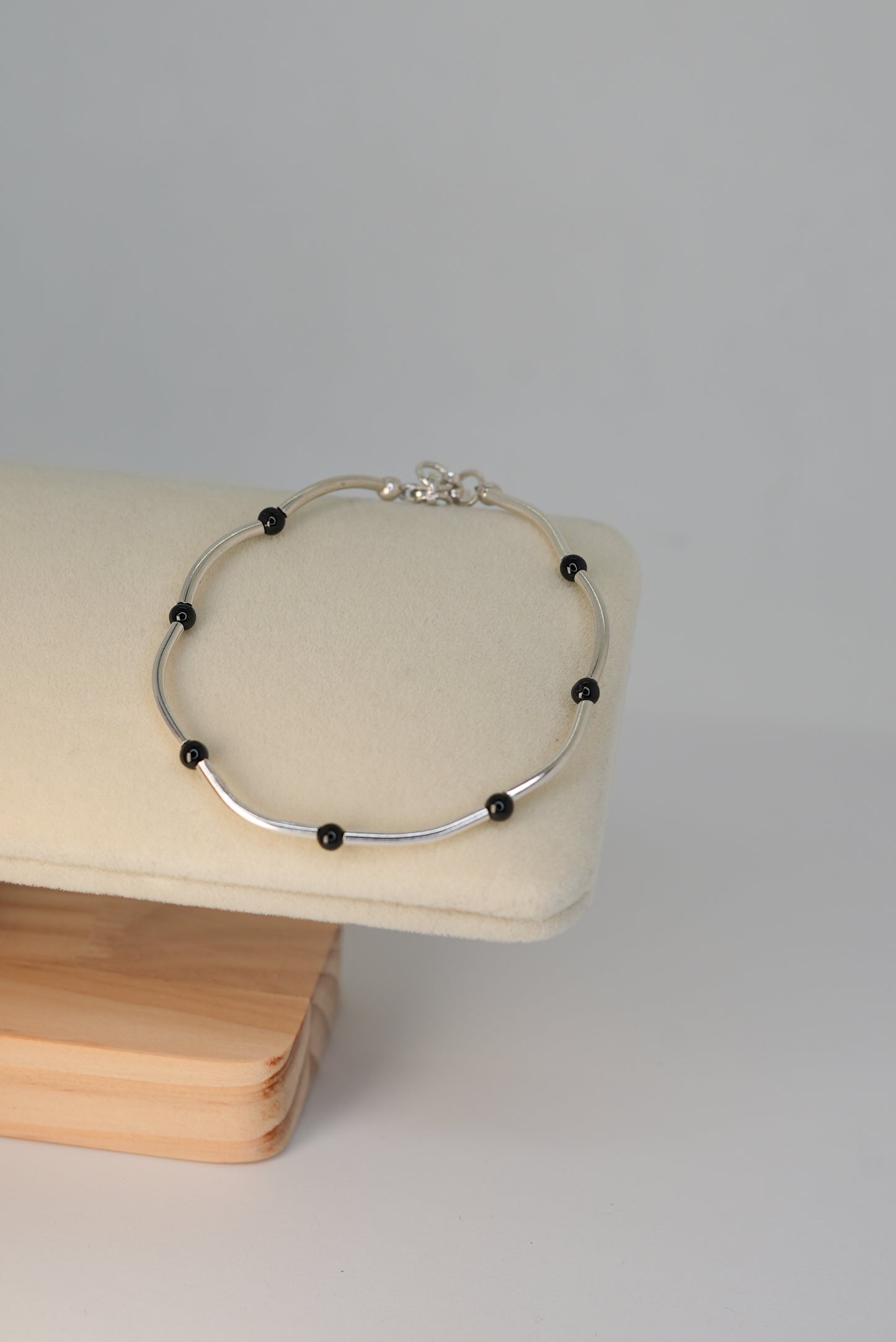 Bracelet Onyx Noir en Argent 925 – Protection & Stabilité